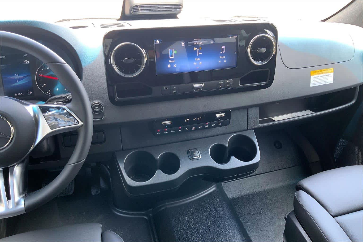 New 2026 Mercedes-Benz Sprinter 2500 image 23
