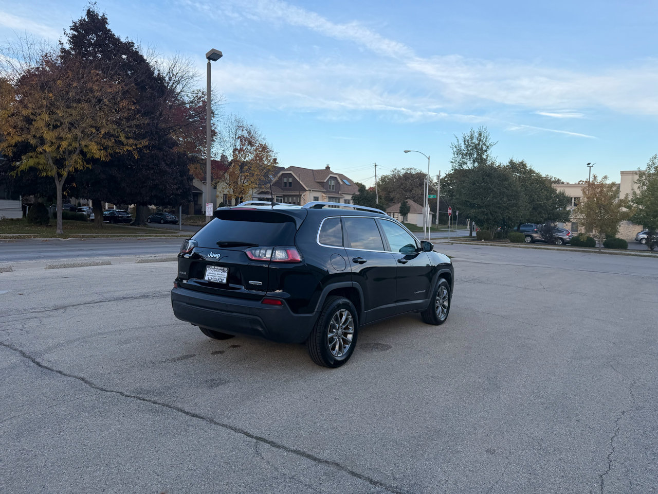 Used 2020 Jeep Cherokee Latitude Plus w/ Cold Weather Group image 7