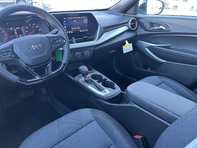 New 2026 Chevrolet Trax RS w/ Driver Confidence Package image 3