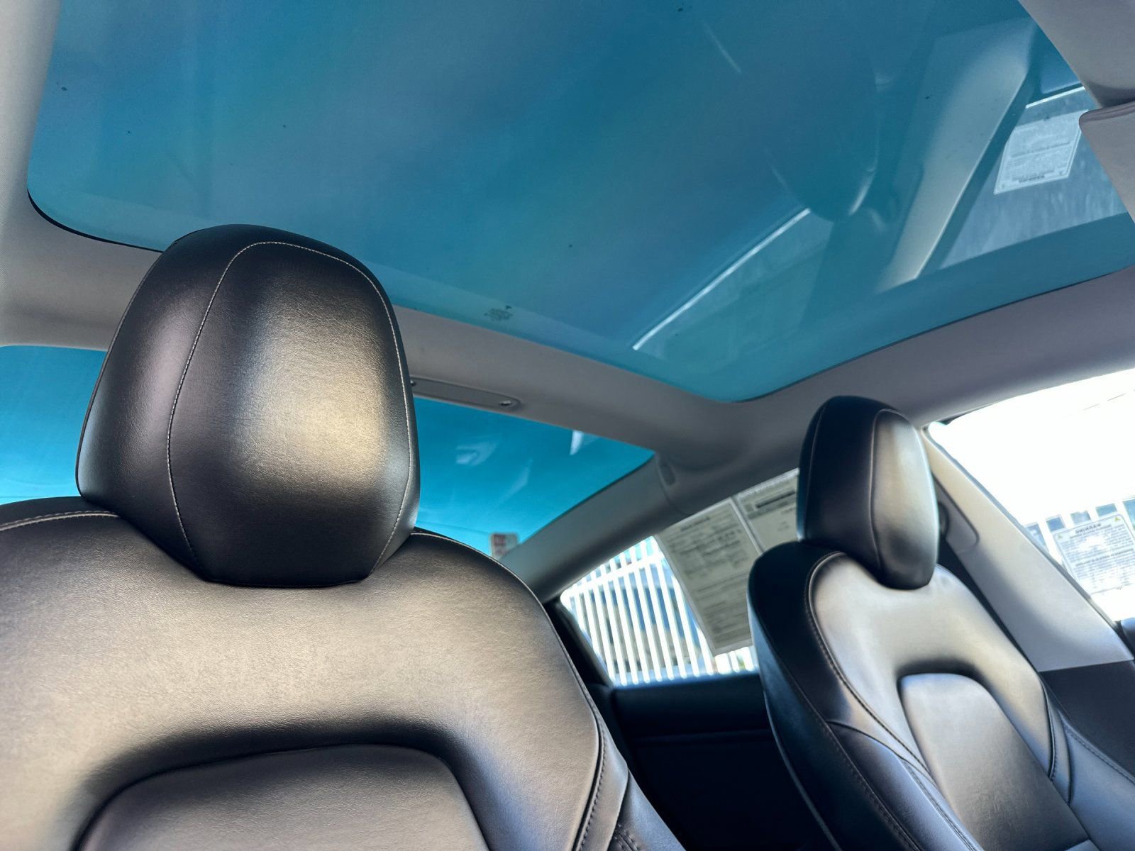 Used 2019 Tesla Model 3 Mid Range image 18