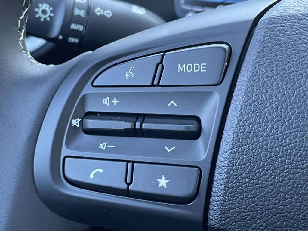 New 2026 Hyundai Venue SEL FWD image 20