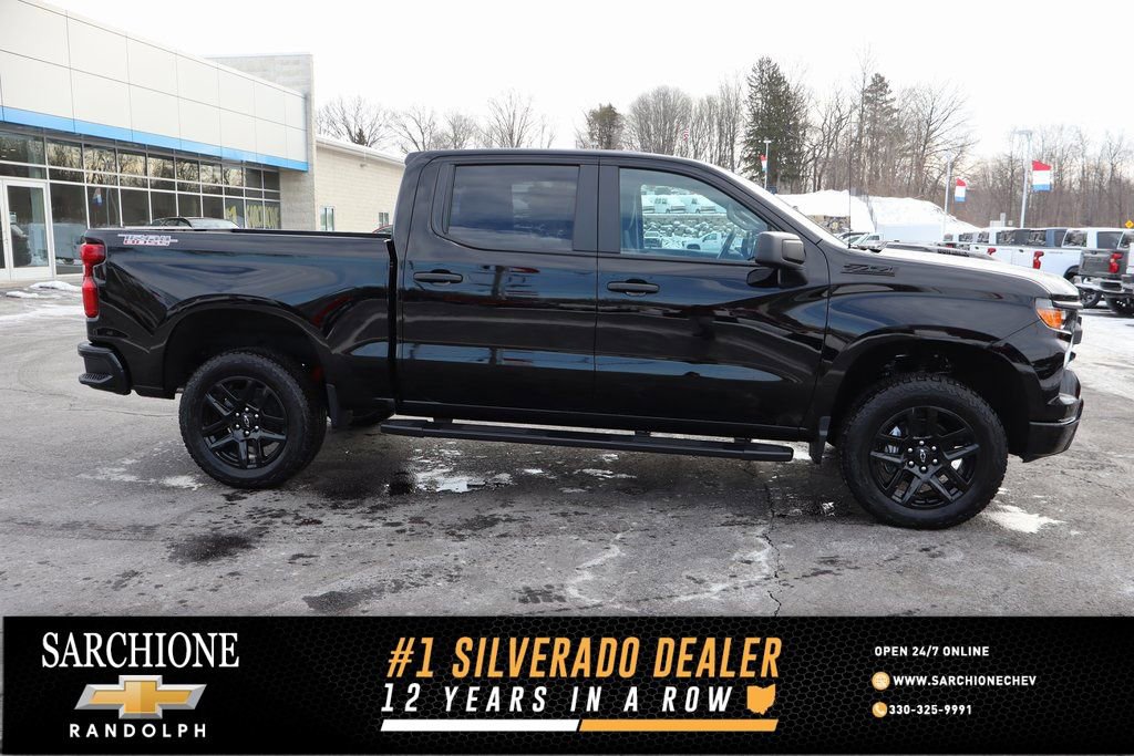 New 2026 Chevrolet Silverado 1500 Custom Trail Boss w/ LPO, Dark Essentials Package image 1