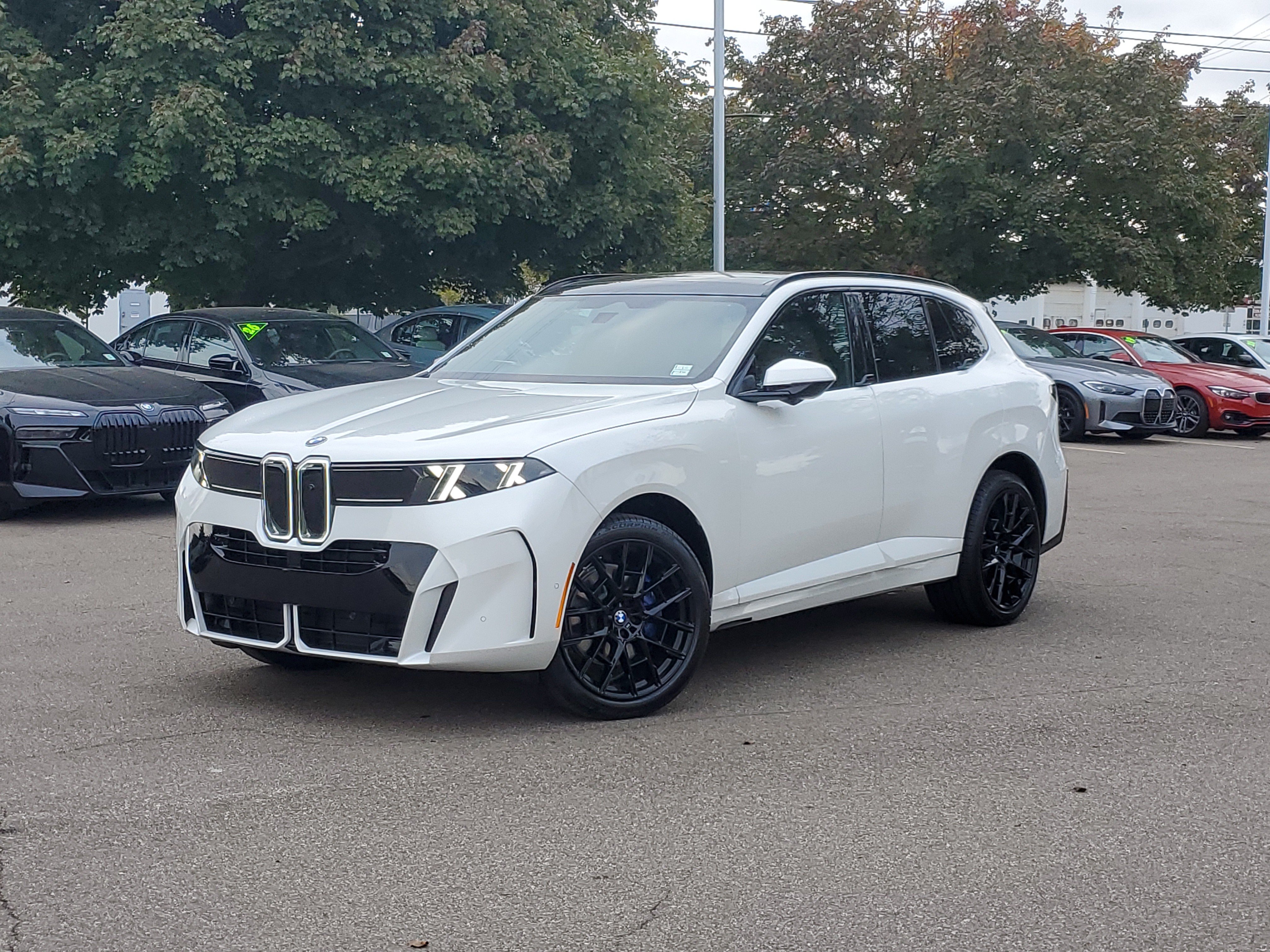 New 2027 BMW X5 xDrive40i w/ M Sport Package