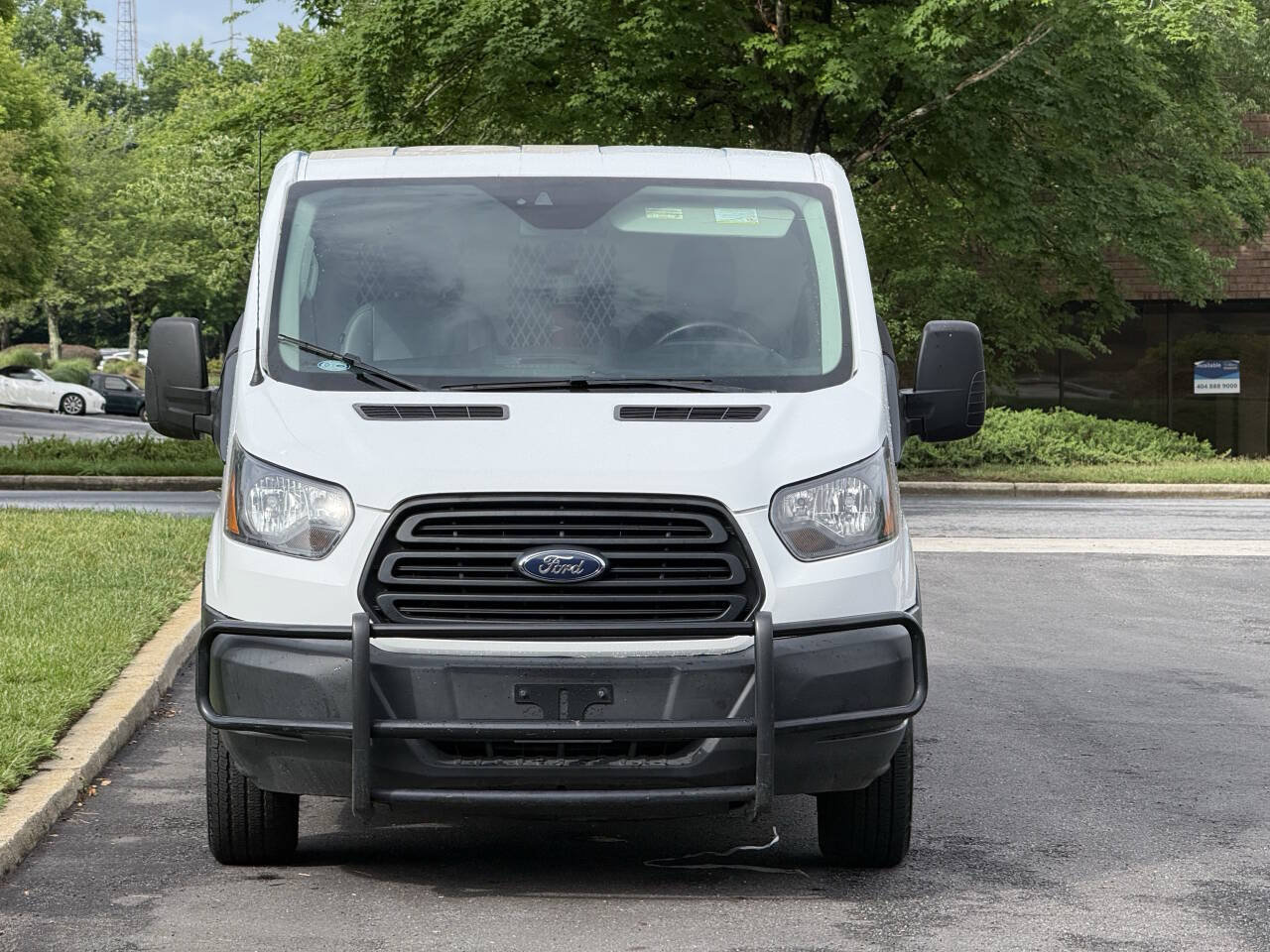 Used 2019 Ford Transit 250 148 Low Roof RWD image 4
