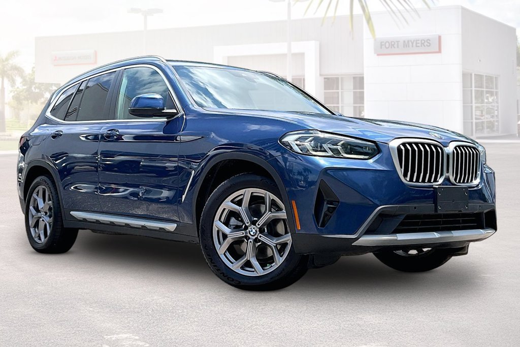 Used 2022 BMW X3 xDrive30i AWD/4WD image 1