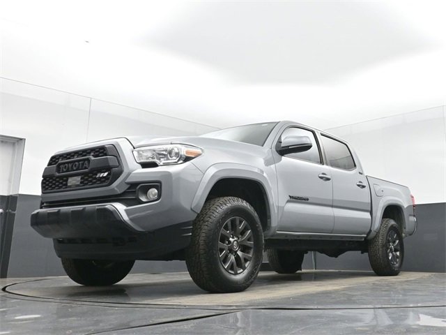 Used 2020 Toyota Tacoma SR5 image 42