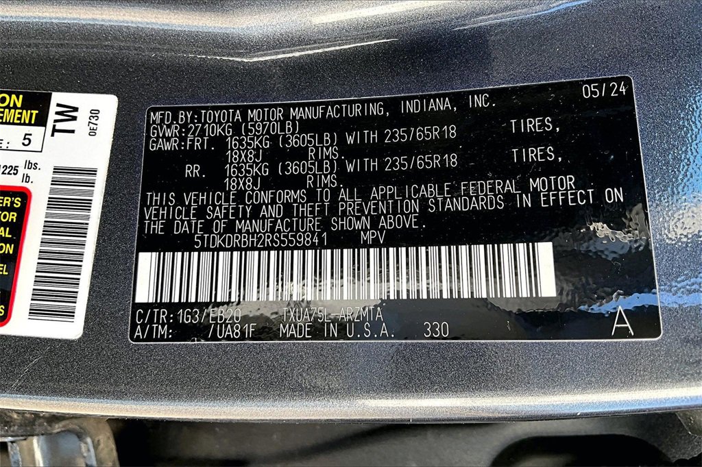 Used 2024 Toyota Highlander XLE image 28