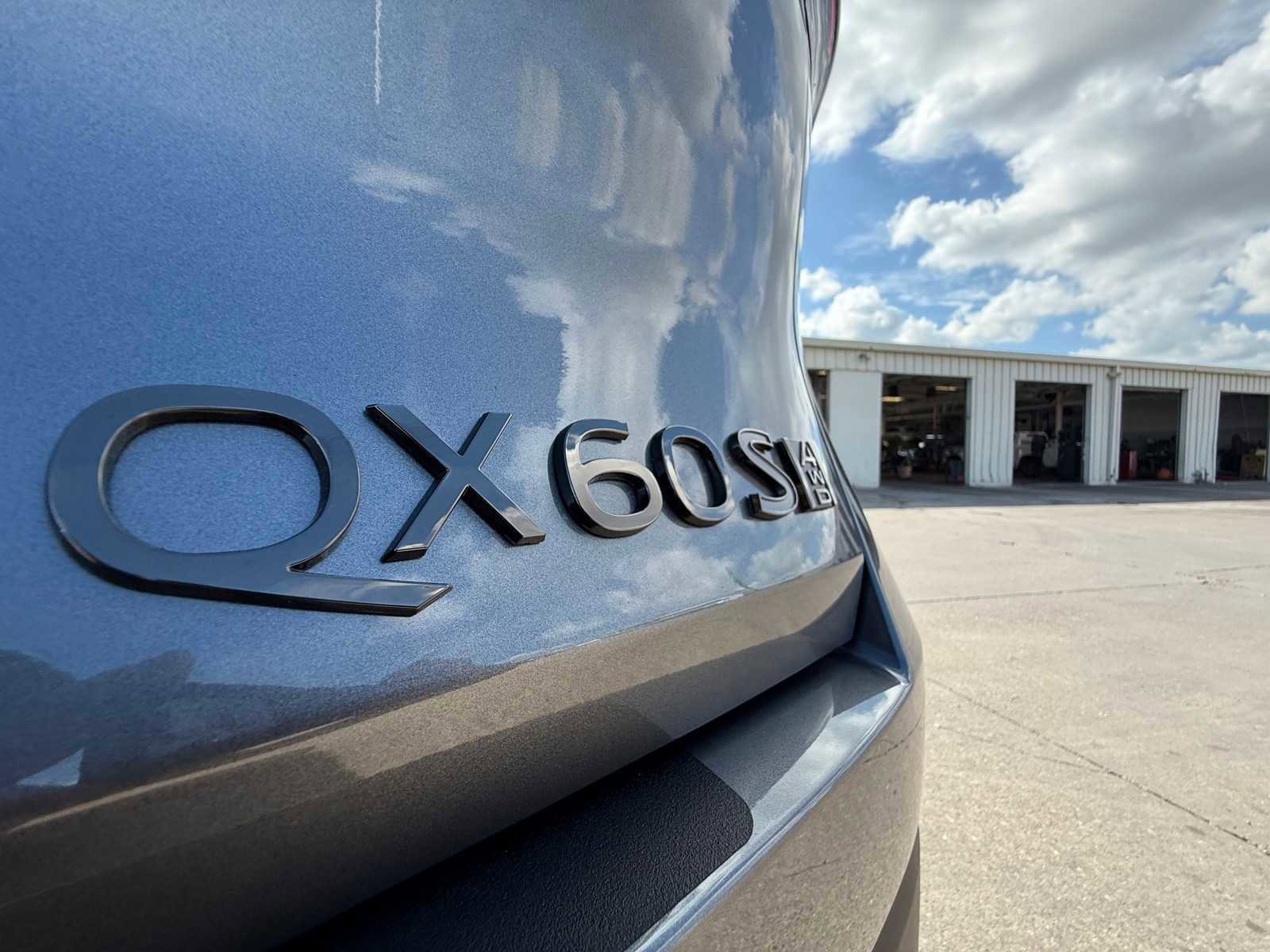 New 2026 INFINITI QX60 Luxe w/ Dark Cargo Package image 31