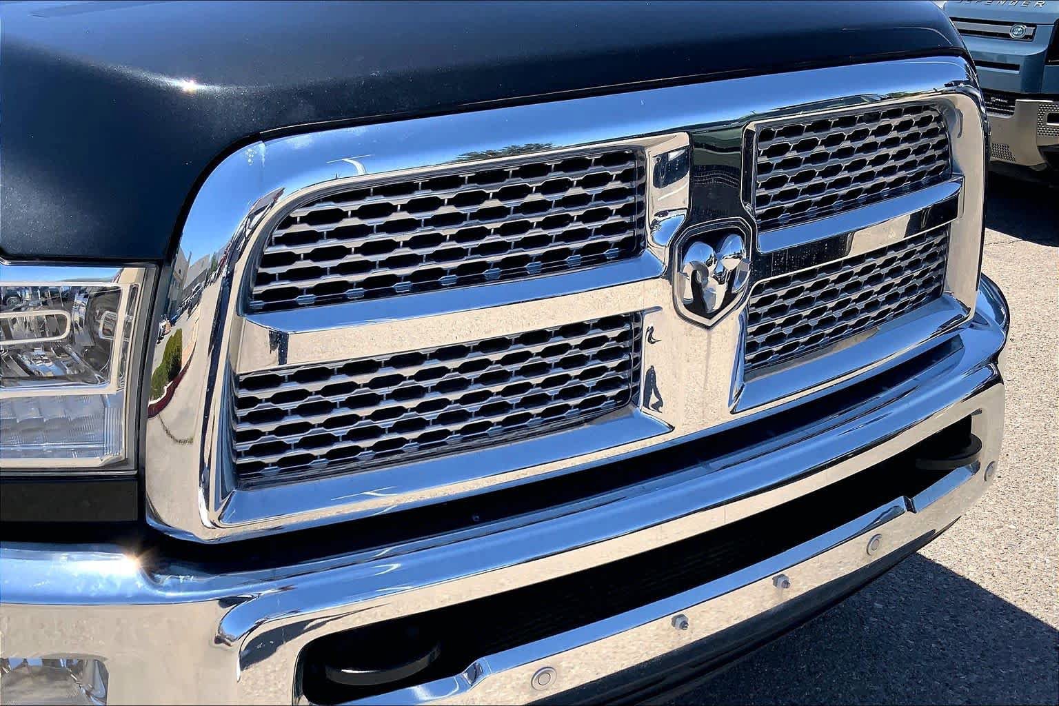 Used 2017 RAM 3500 Laramie AWD/4WD image 29