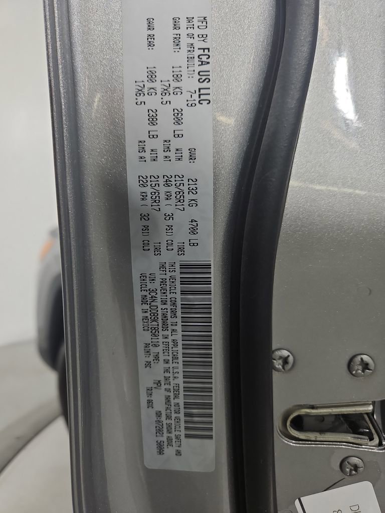 Used 2019 Jeep Compass Trailhawk w/ Cold Weather Group image 30