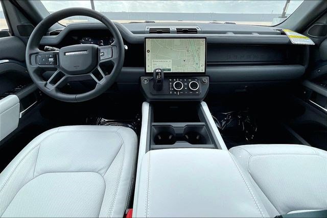 New 2026 Land Rover Defender 110 X-Dynamic SE image 5