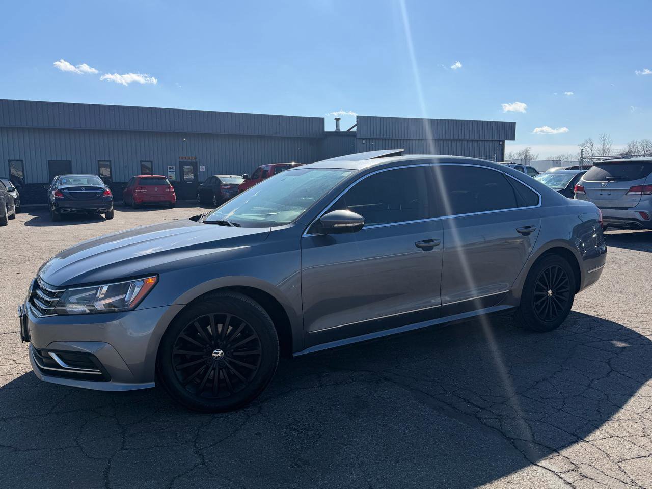 Used 2017 Volkswagen Passat 1.8T SE FWD image 4