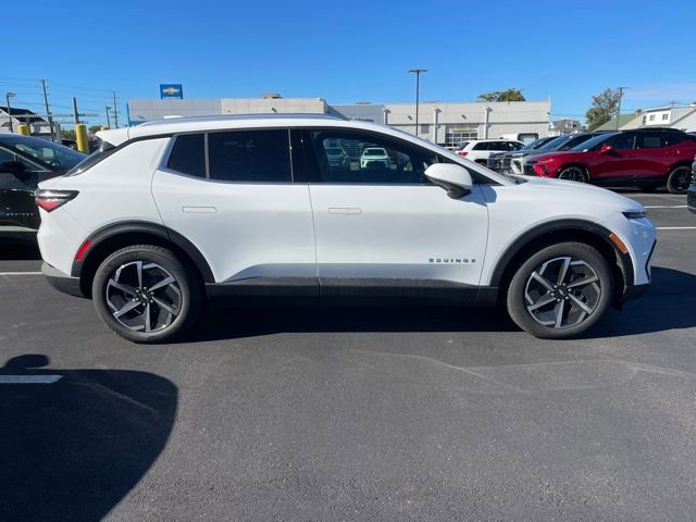 New 2026 Chevrolet Equinox EV LT AWD/4WD image 6