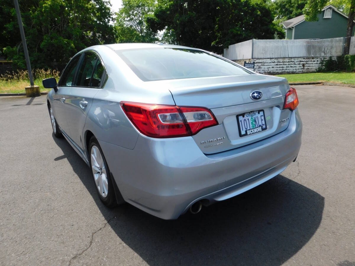 Used 2015 Subaru Legacy 2.5i Premium AWD/4WD image 3