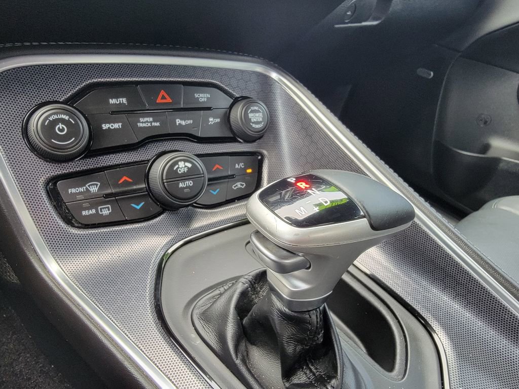 Used 2017 Dodge Challenger SXT Plus image 18