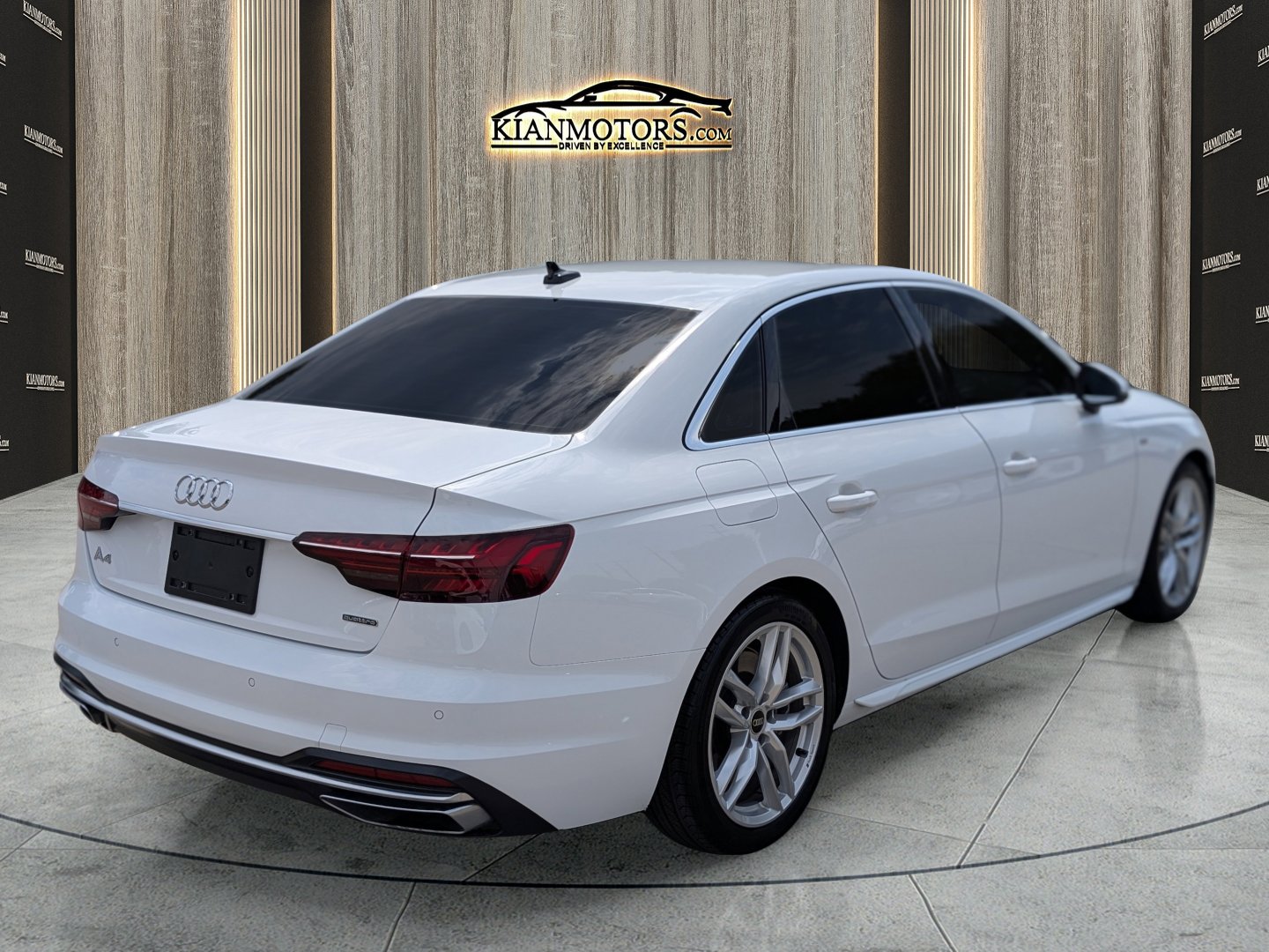 Used 2024 Audi A4 2.0T Premium Plus image 8