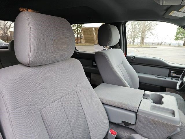 Used 2013 Ford F150 XLT w/ Luxury Equipment Group image 12