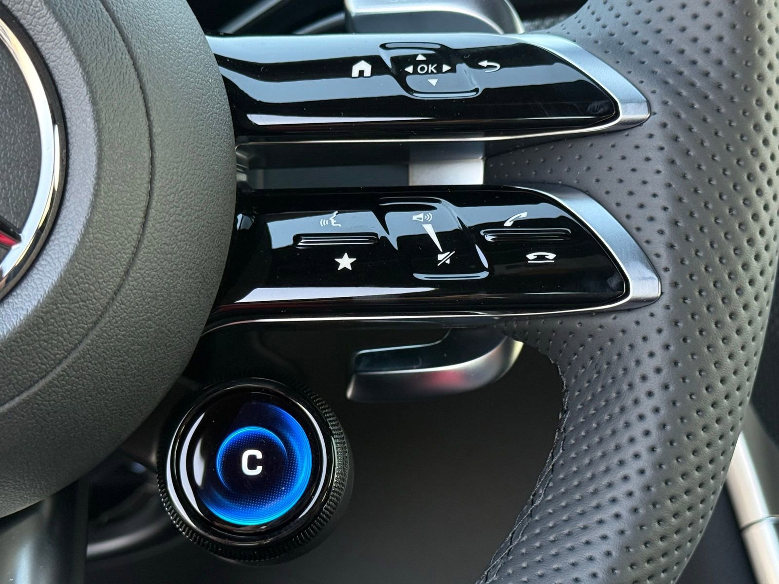 New 2026 Mercedes-Benz GLC 43 AMG 4MATIC image 22