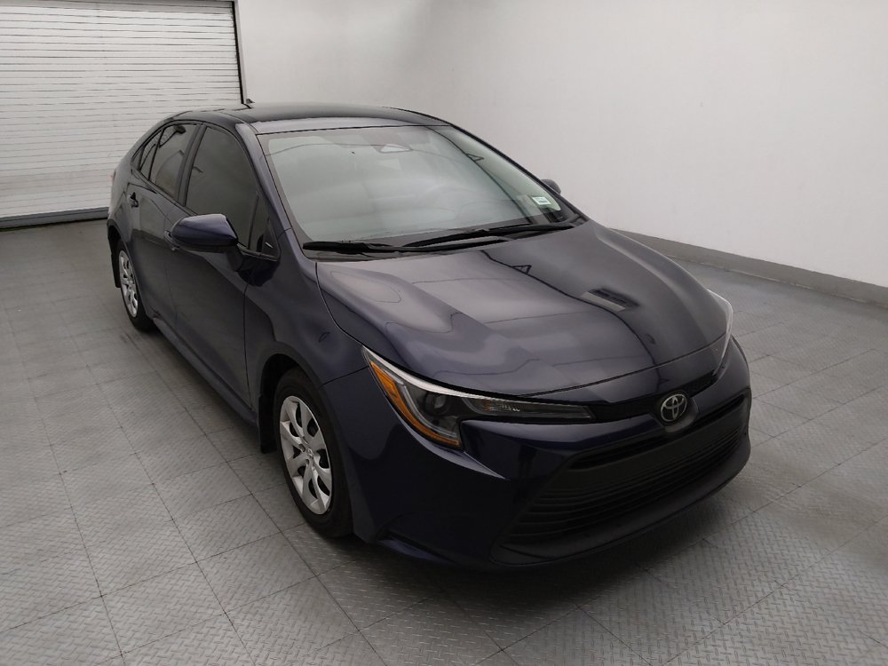 Used 2025 Toyota Corolla LE FWD image 13