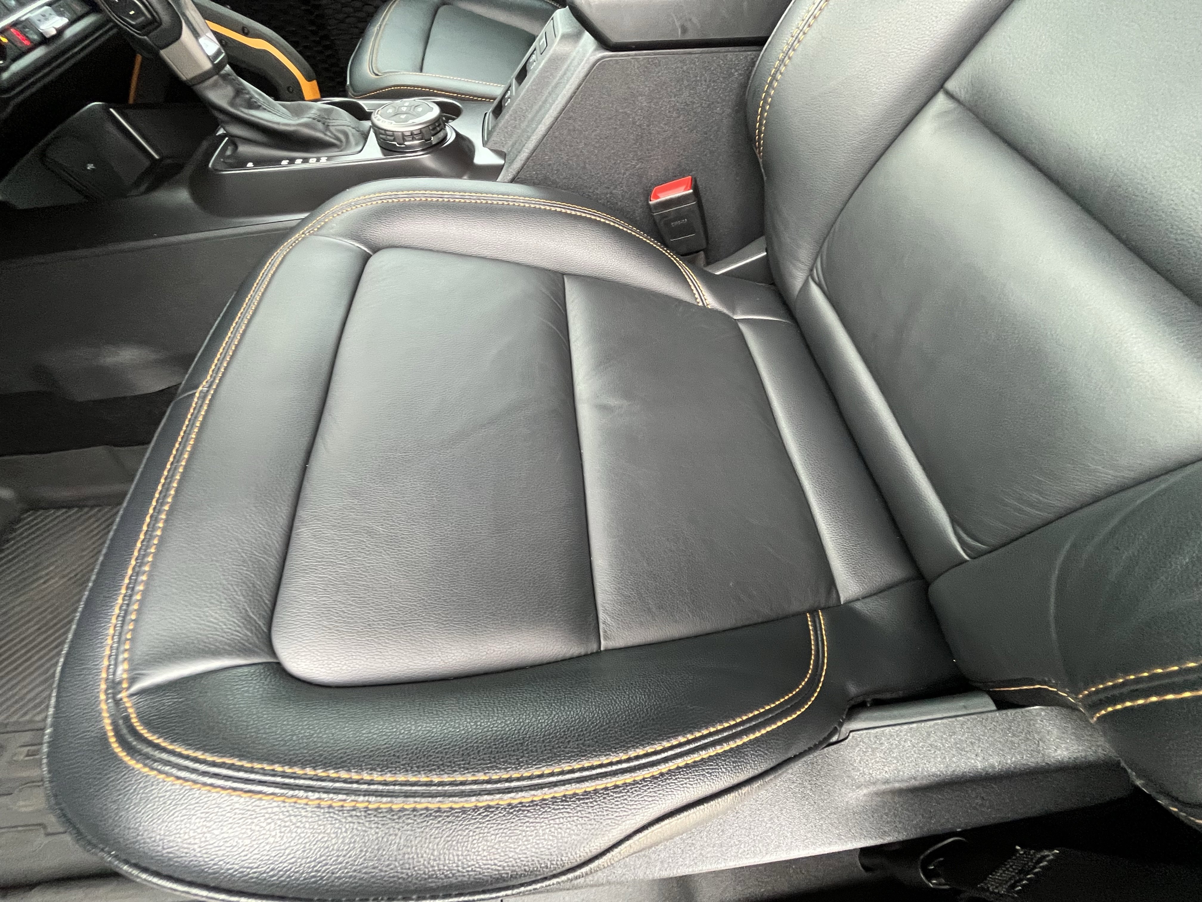 Used 2024 Ford Bronco Badlands image 18