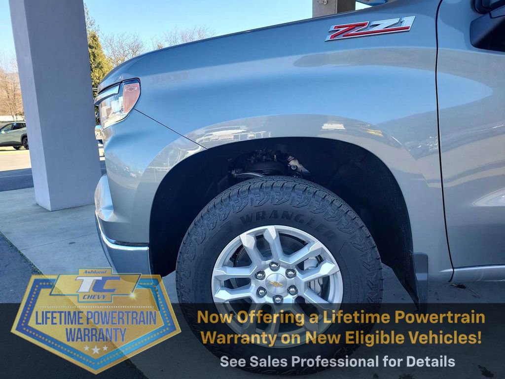 New 2025 Chevrolet Silverado 1500 LT w/ Z71 Off-Road Package image 32