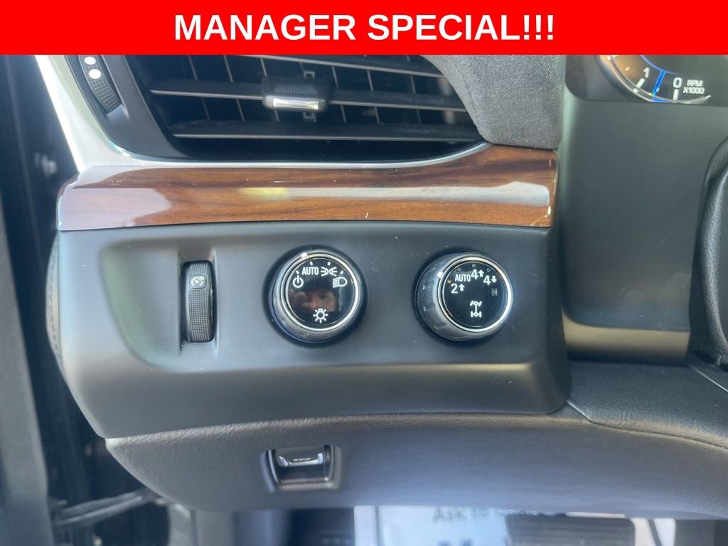 Used 2019 Cadillac Escalade Premium Luxury AWD/4WD image 23