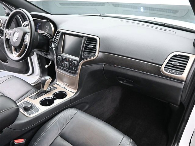 Used 2017 Jeep Grand Cherokee Limited image 41
