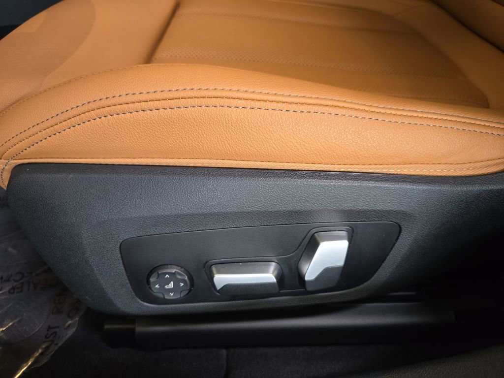 Used 2023 BMW i4 eDrive35 w/ Parking Assistance Package RWD image 28