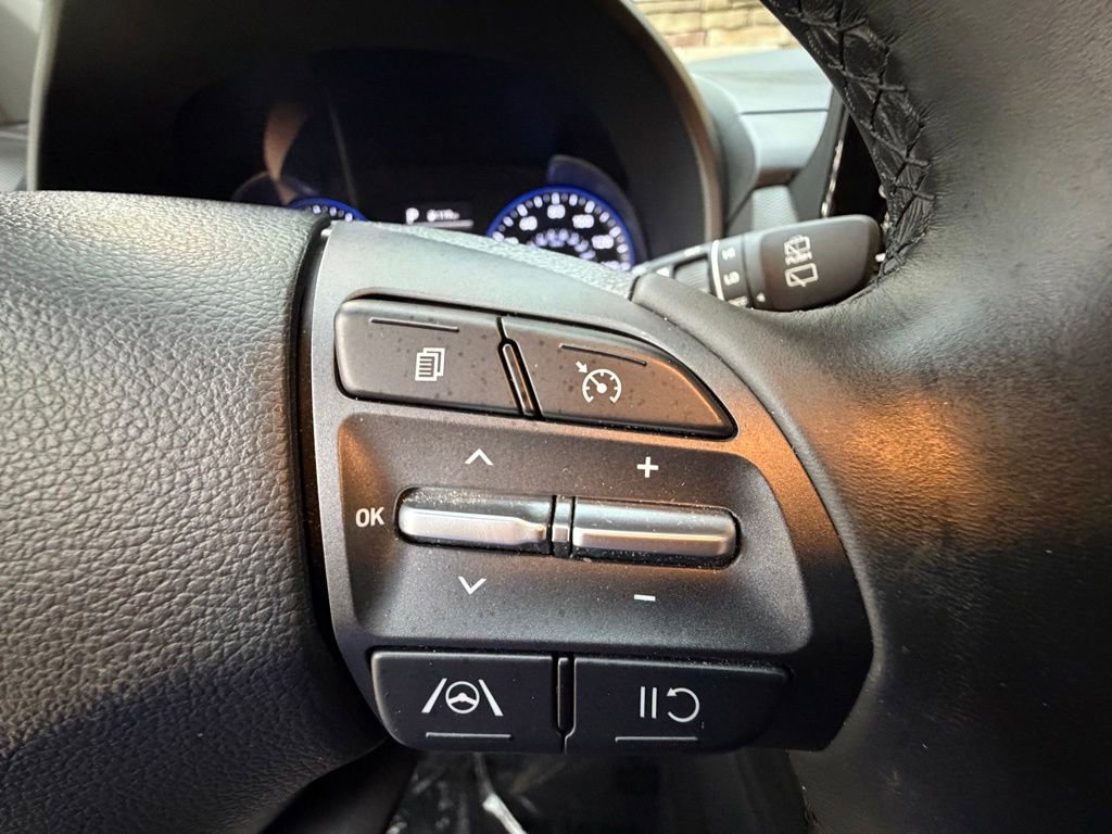 Used 2023 Hyundai Kona SEL w/ Convenience Package AWD/4WD image 24