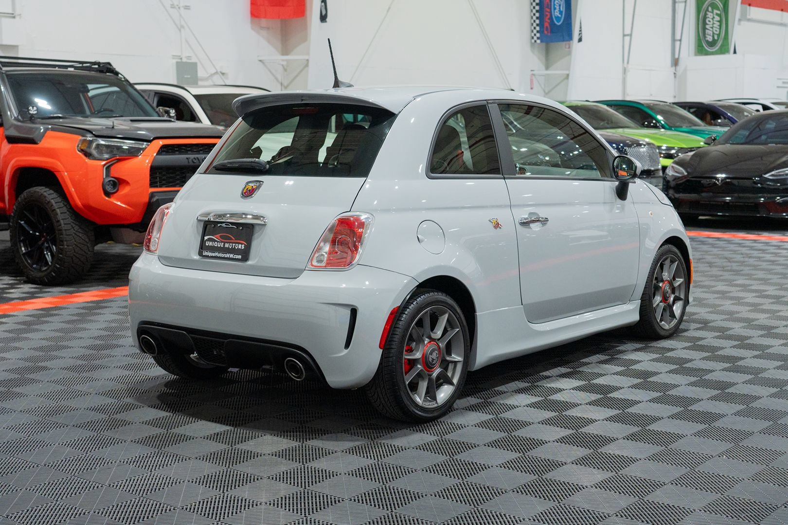 Used 2016 FIAT 500 Abarth FWD image 8