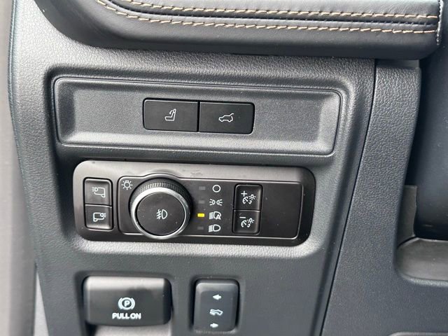 Used 2023 Ford Expedition Max Platinum image 17