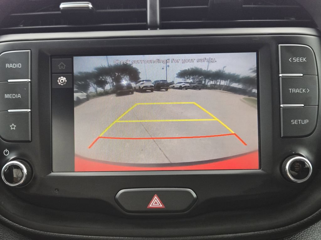 Certified 2023 Kia Soul LX FWD image 7