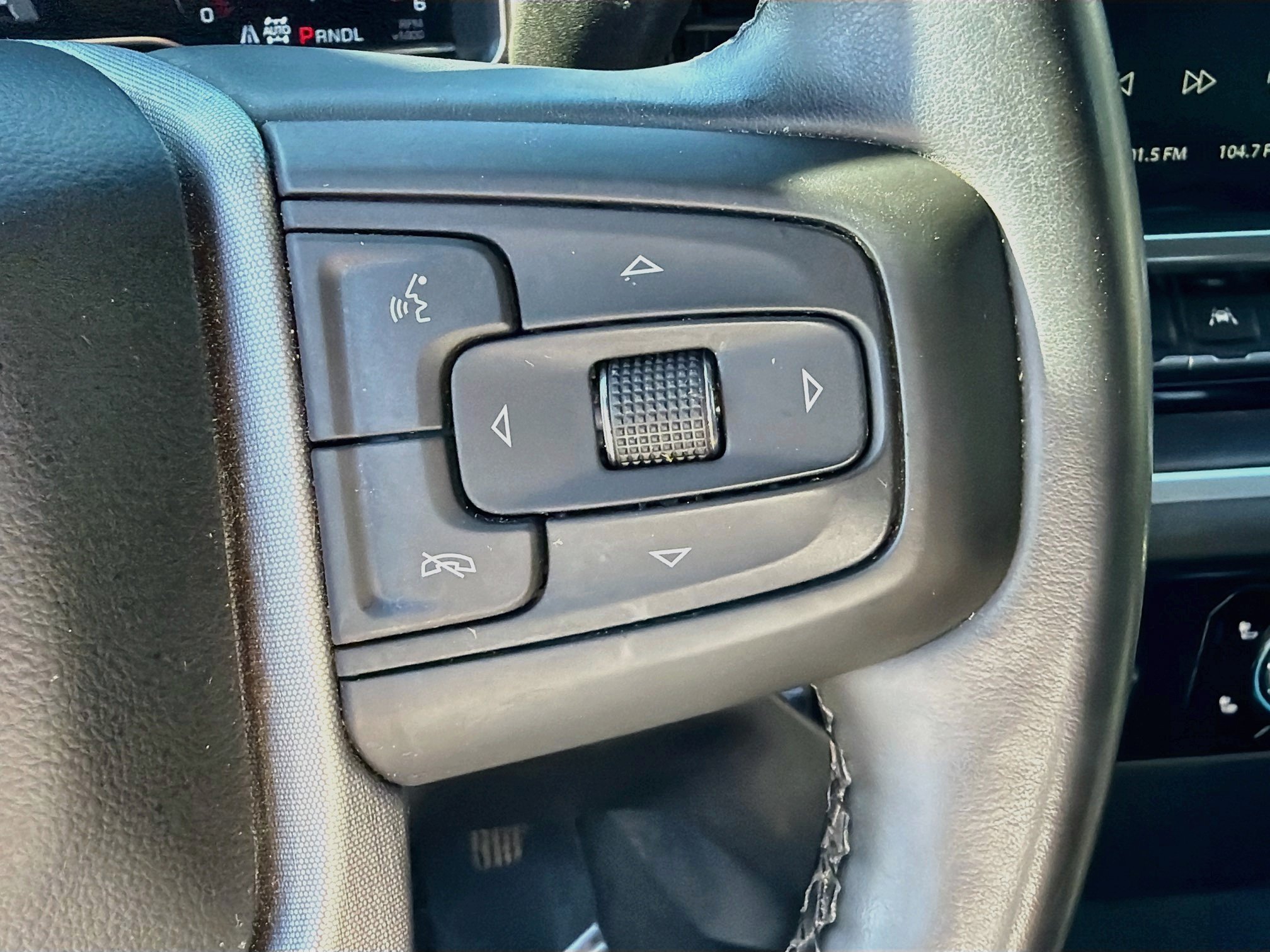 Used 2024 GMC Sierra 1500 SLT AWD/4WD image 35