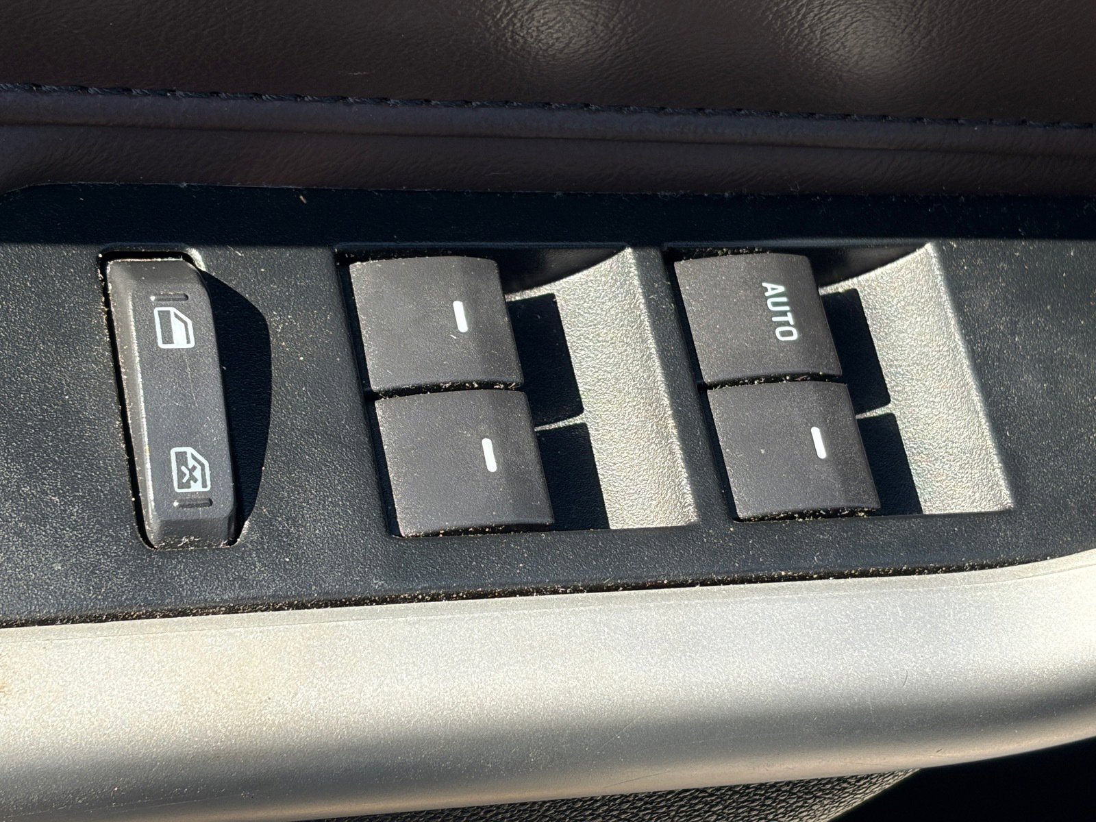 Used 2012 Ford Edge Limited AWD/4WD image 8