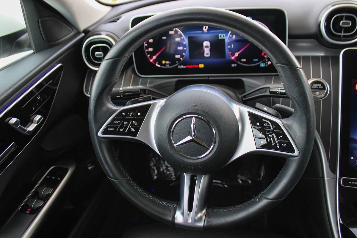Used 2023 Mercedes-Benz C 300 Sedan image 21