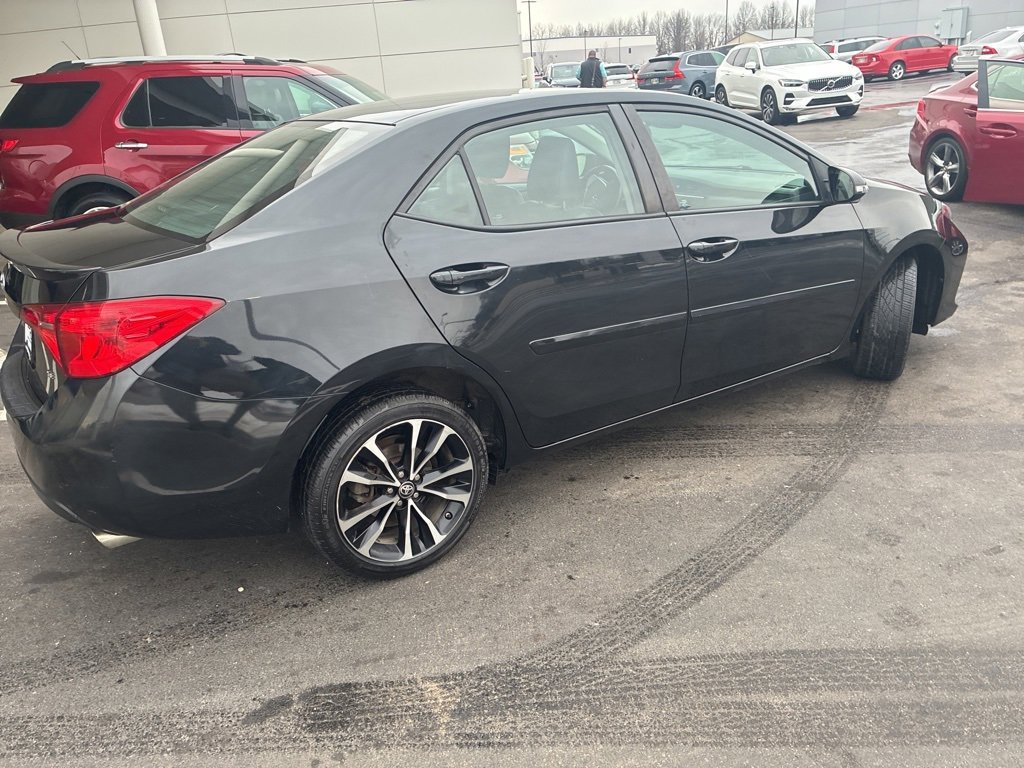 Used 2017 Toyota Corolla SE w/ Body Protection Package image 2