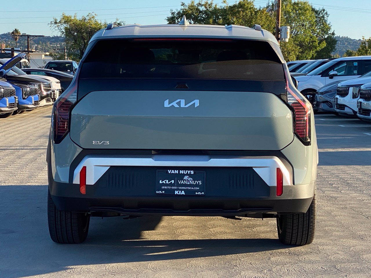 New 2027 Kia EV3 Wind AWD/4WD image 5
