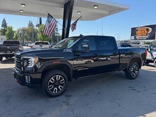 Used 2022 GMC Sierra 3500 AT4 w/ AT4 Preferred Package AWD/4WD image 5