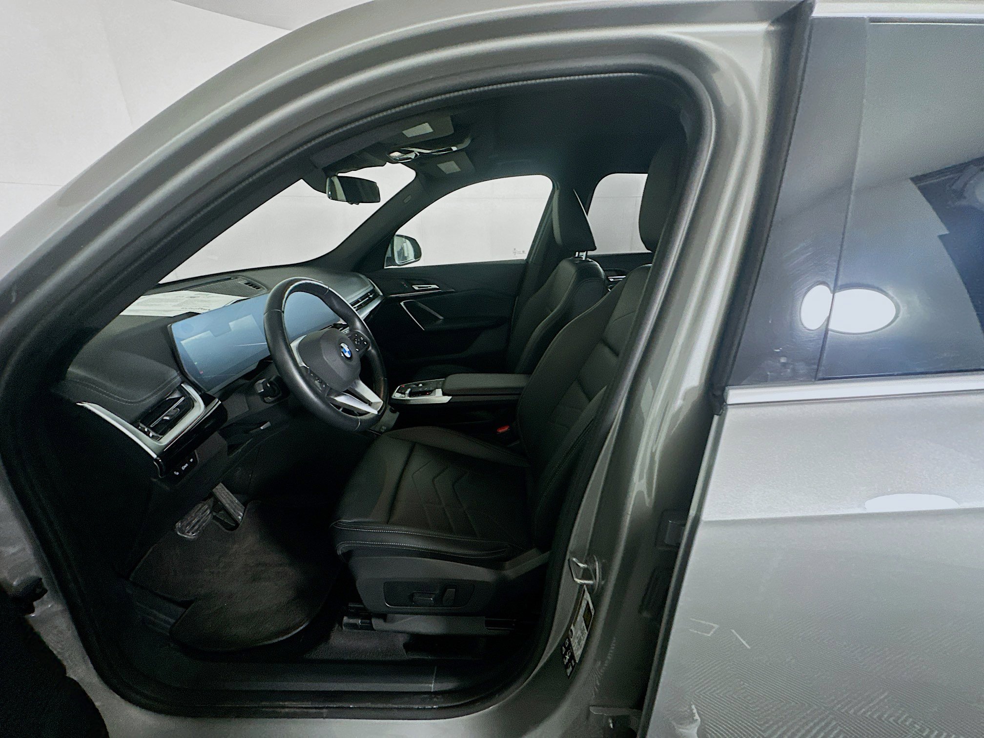 Used 2025 BMW X1 xDrive28i image 13