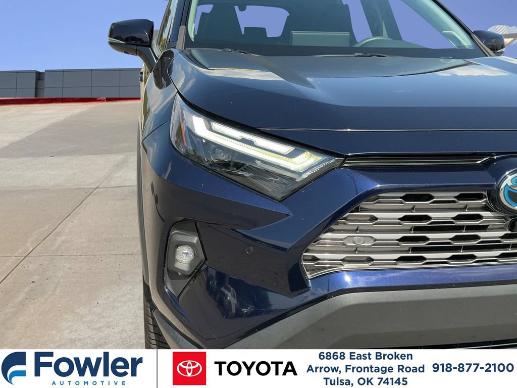 Used 2023 Toyota RAV4 Limited AWD/4WD image 34