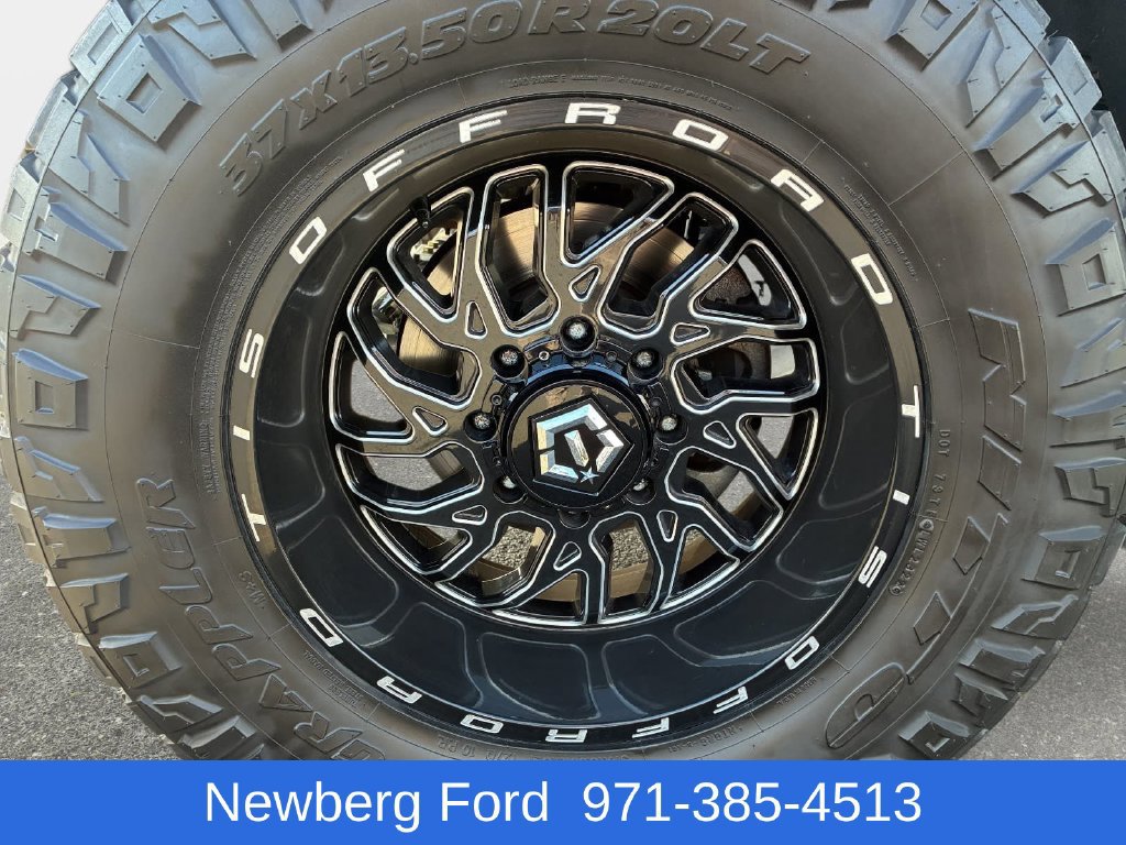 Used 2022 Ford F350 Lariat w/ Tremor Off-Road Package AWD/4WD image 12