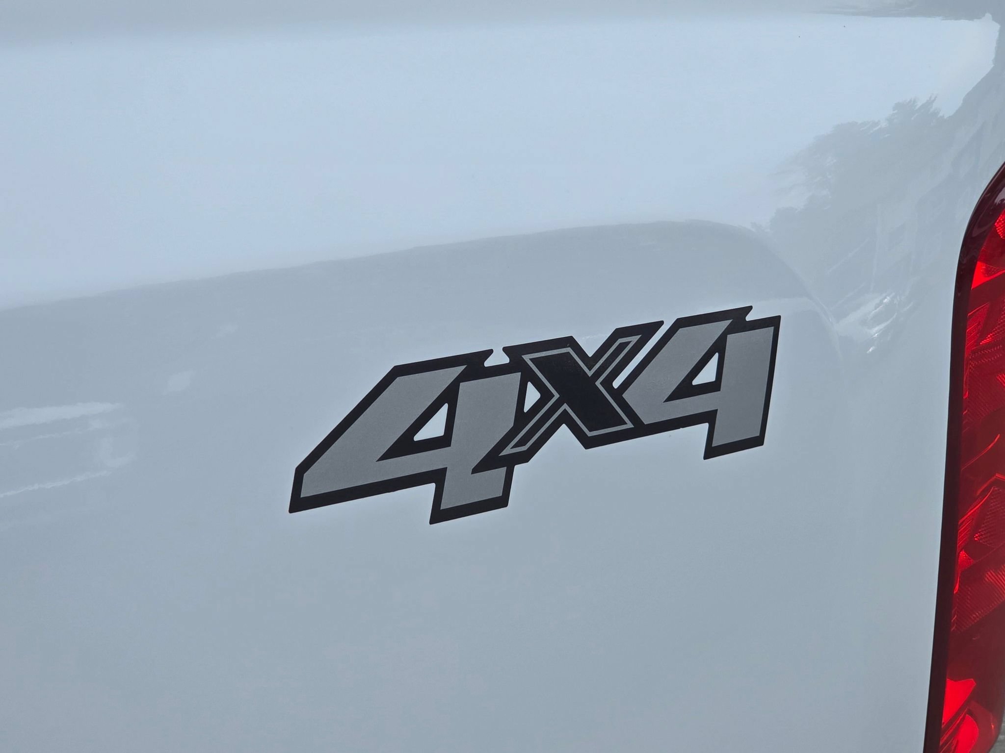 Used 2014 Chevrolet Silverado 2500 LT AWD/4WD image 10