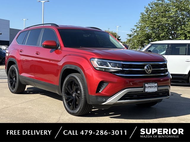Used 2022 Volkswagen Atlas SE w/ Black Wheel Package