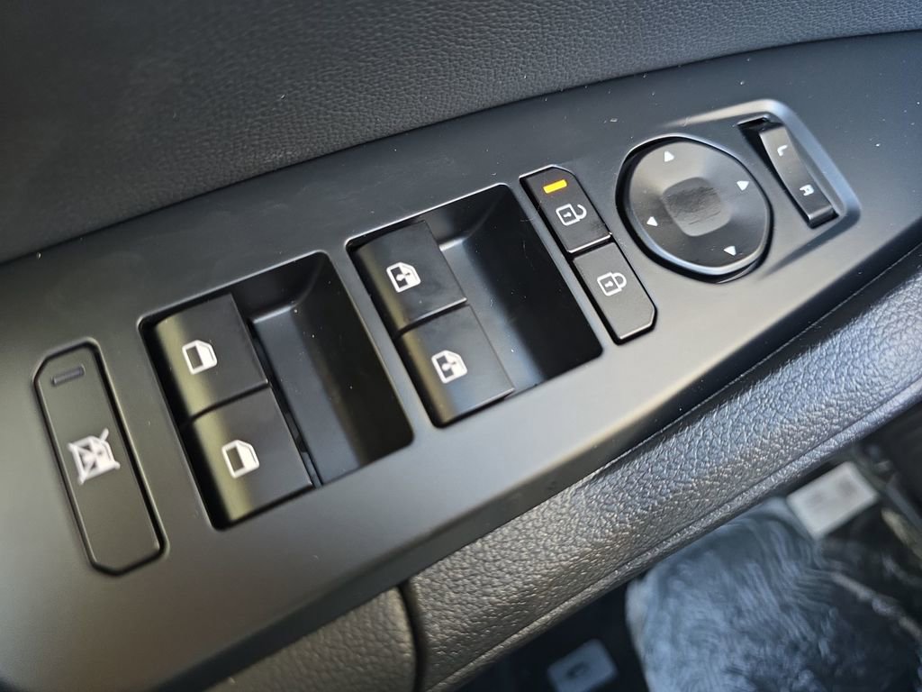 New 2026 Kia Sportage EX w/ EX Panorama Roof Package image 32