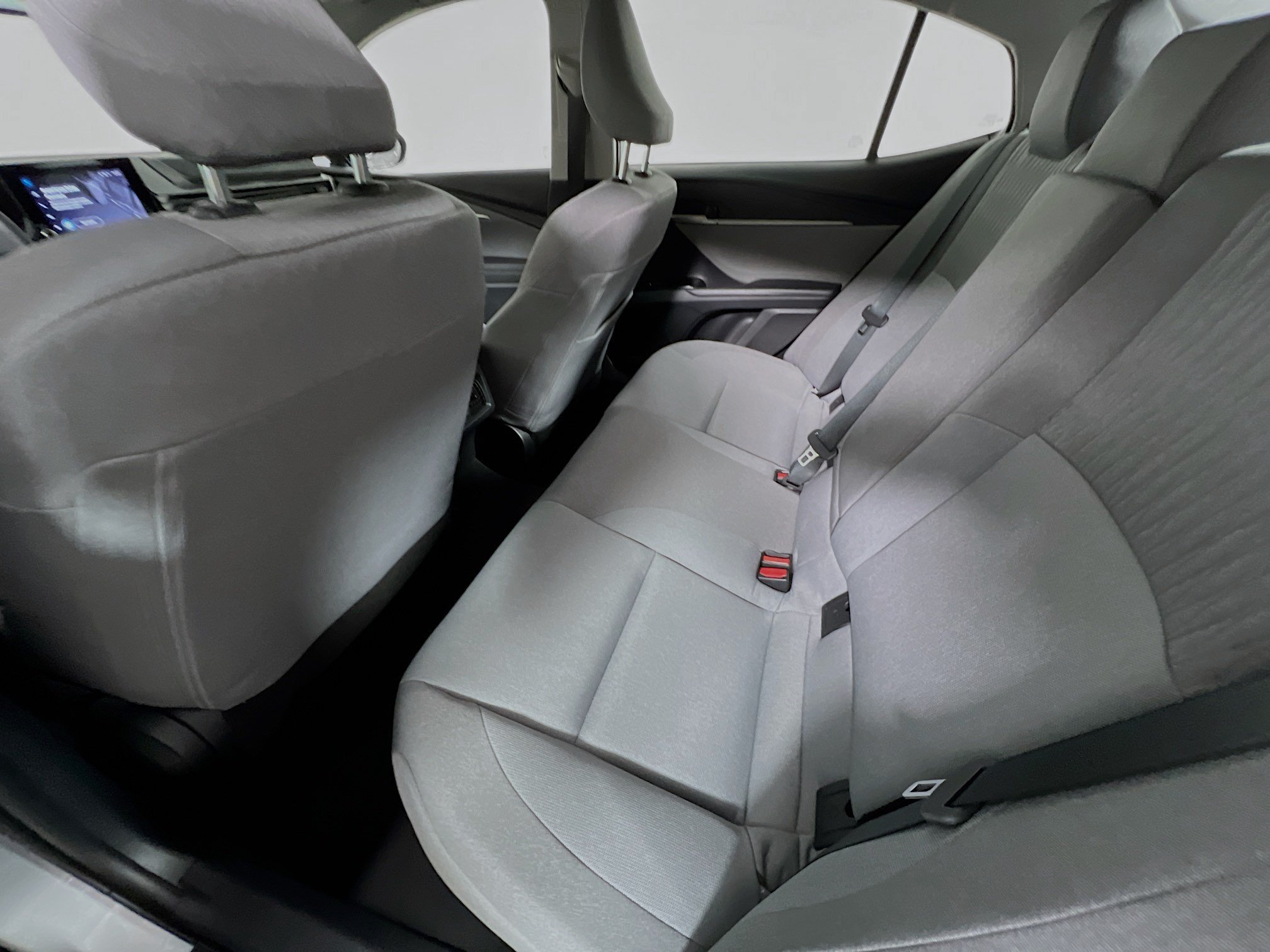 Used 2025 Toyota Camry LE FWD image 29