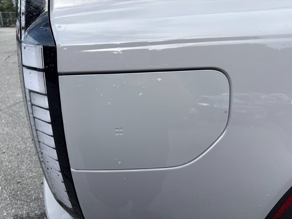 New 2026 Hyundai Ioniq 9 SE AWD/4WD image 14