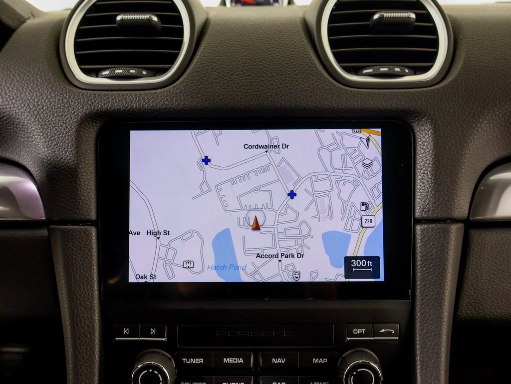 Used 2025 Porsche 718 Boxster image 12