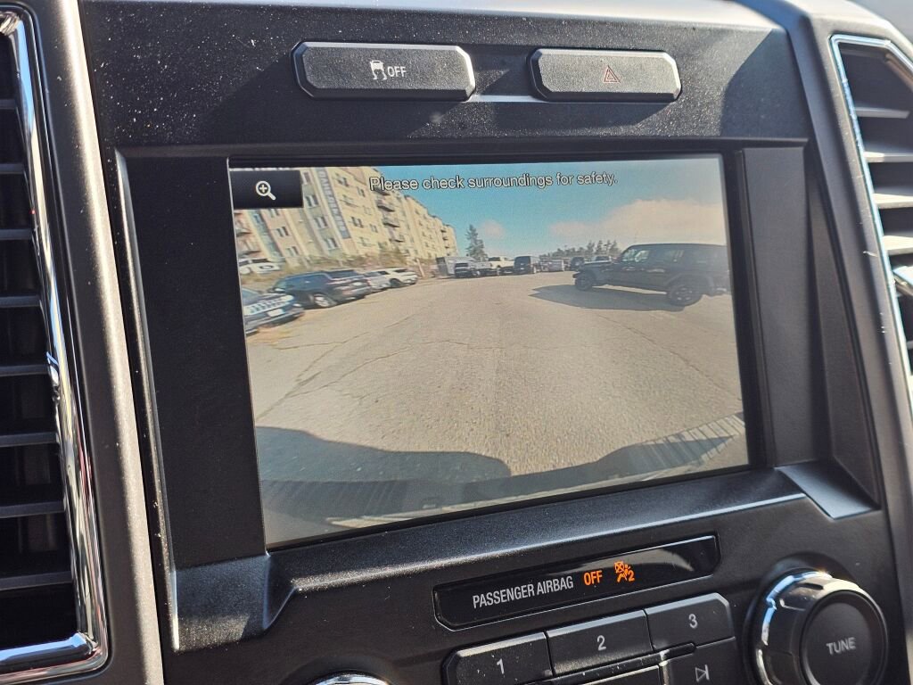 Used 2015 Ford F150 XLT w/ Equipment Group 302A Luxury image 21