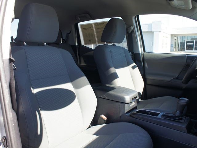 Used 2020 Toyota Tacoma SR w/ SR Convenience Package RWD image 18