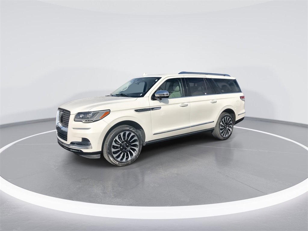 Used 2024 Lincoln Navigator L Black Label image 4